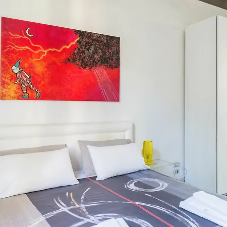 Rentopolis De Cristoforis 13 - Garibaldi Apartament